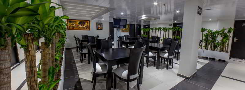 Hotel Metropolitano نيفا المظهر الخارجي الصورة